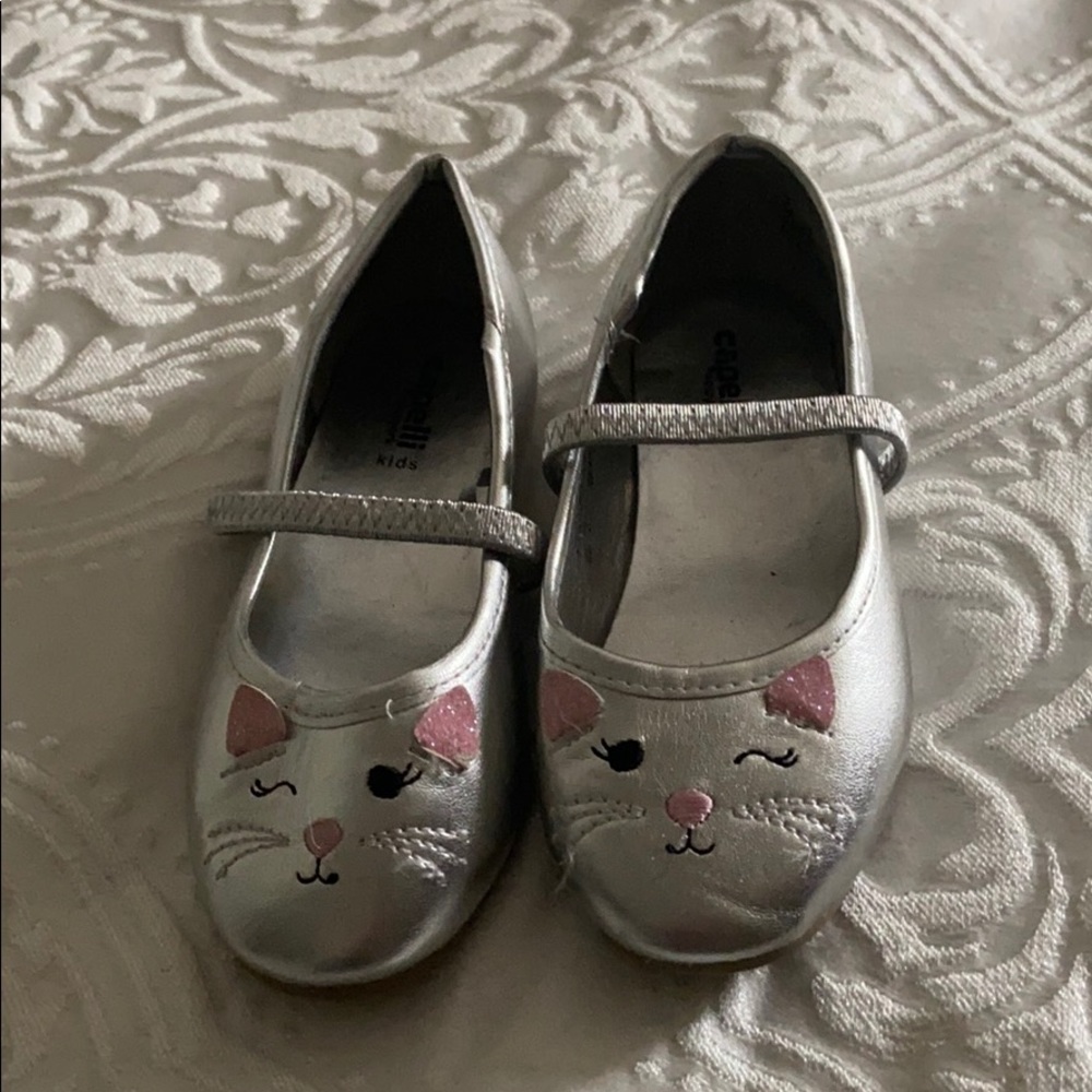 Cute cat face flats size 8